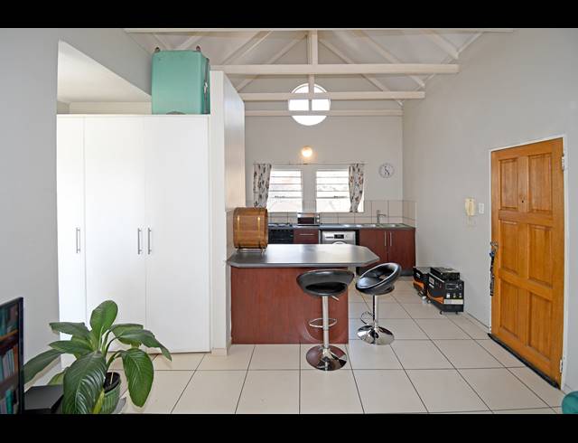 1 BEDROOM APARTMENT FOR SALE IN FERNDALE